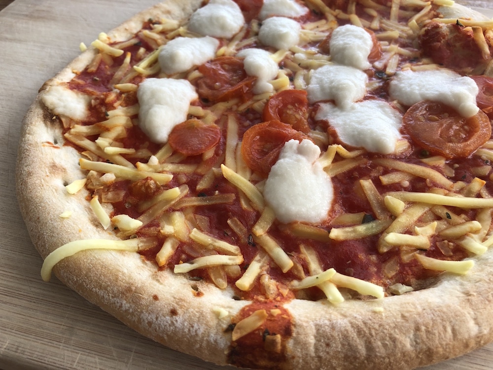 Erfahrungsbericht / Test vegane Pizza Tricolore von Veganz - Lia